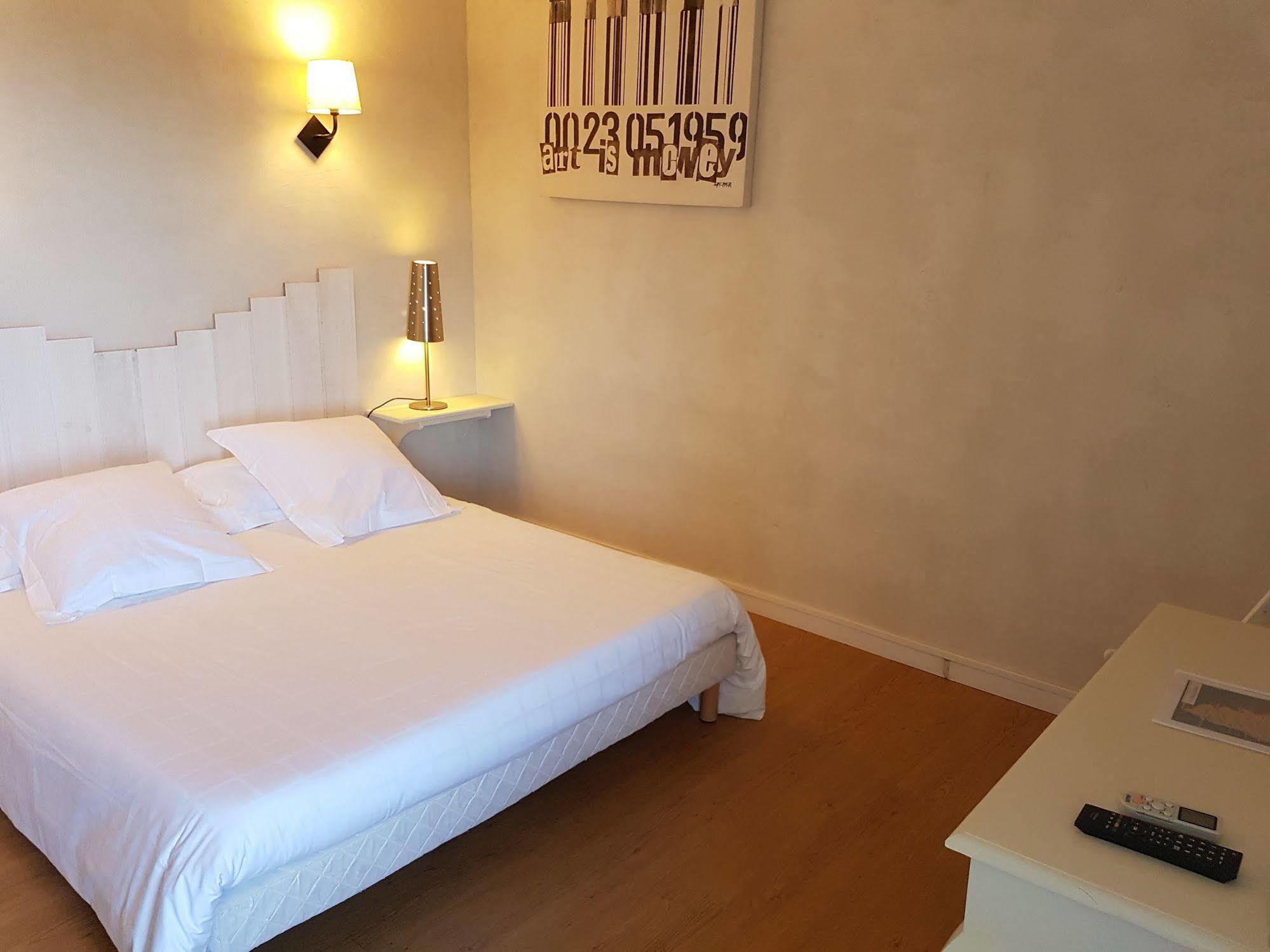 Hotel Le Niobel - Hotel De Charme Belgodère Екстериор снимка